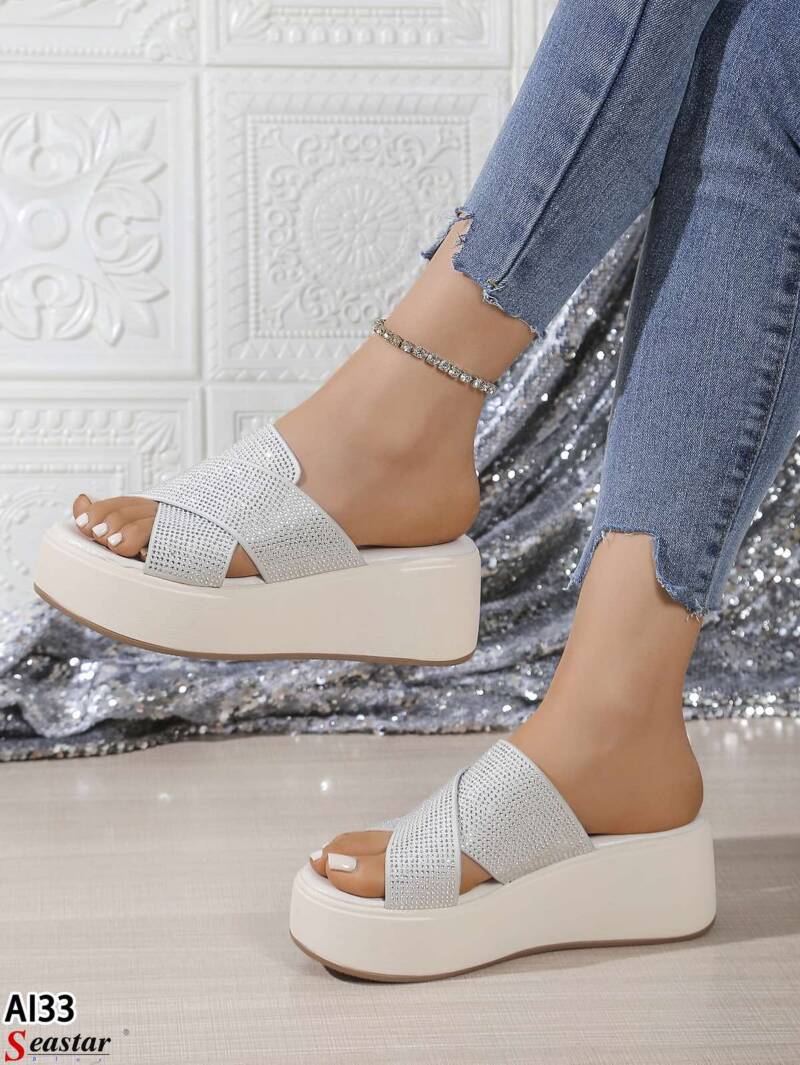 Klapki damskie Roz 36-41/ 12 par